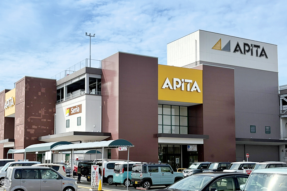 アピタ鳴海店